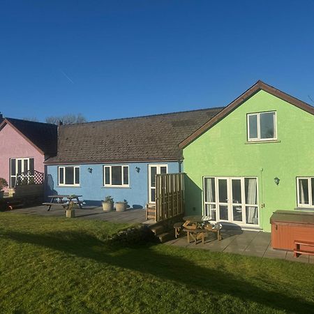 Trenewydd Farm Holiday Cottages كارديغين المظهر الخارجي الصورة